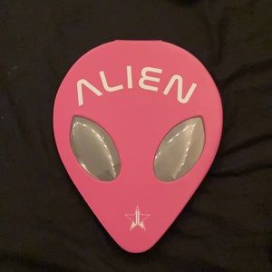 Jeffree Star Alien Palette *SLIGHTLY USED*